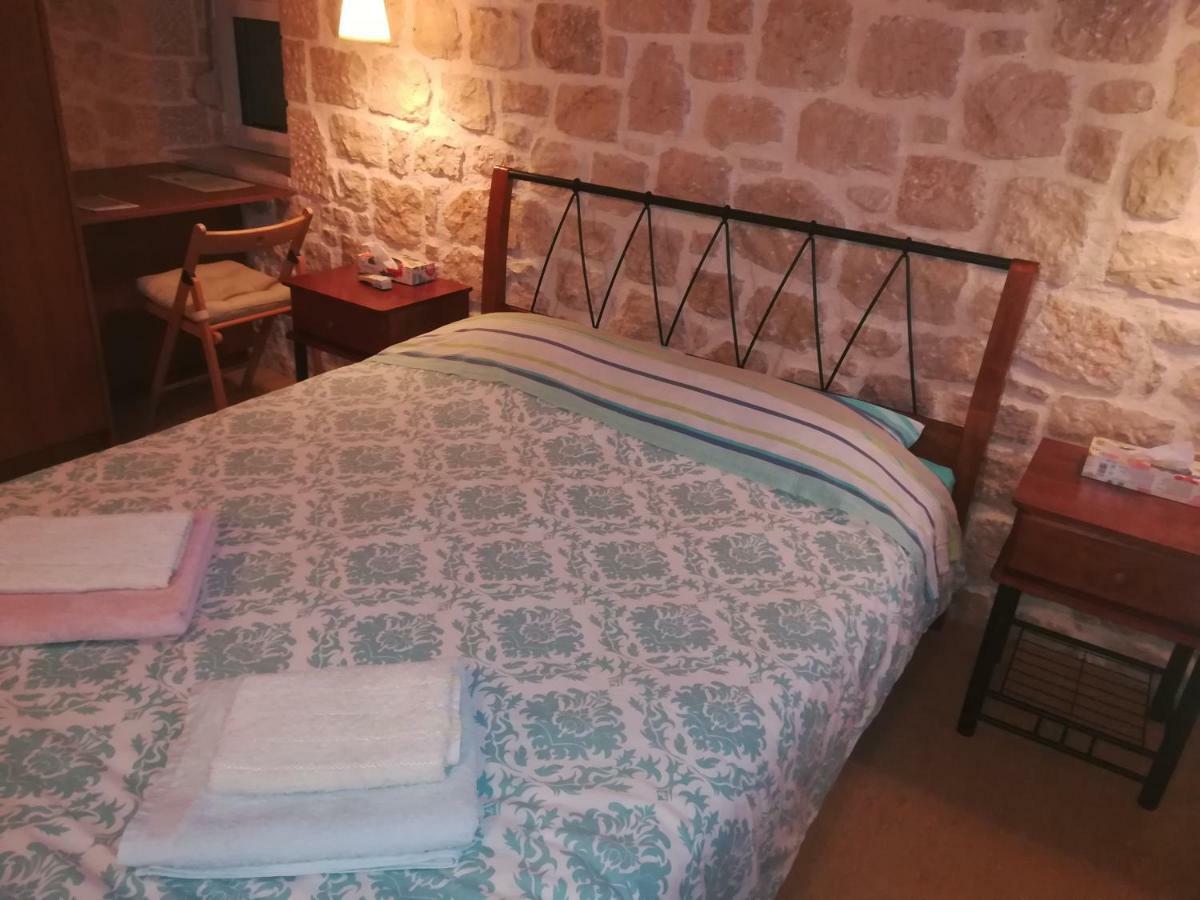 Vila Stone House In Olive Grove Tolón Exteriér fotografie